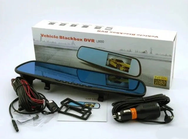 Видеорегистратор-зеркало с камерой заднего вида и записью в Full HD