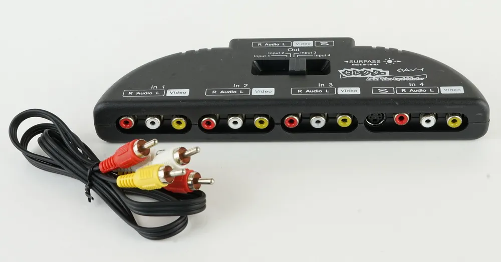 Свитчер AV RCA 4x1